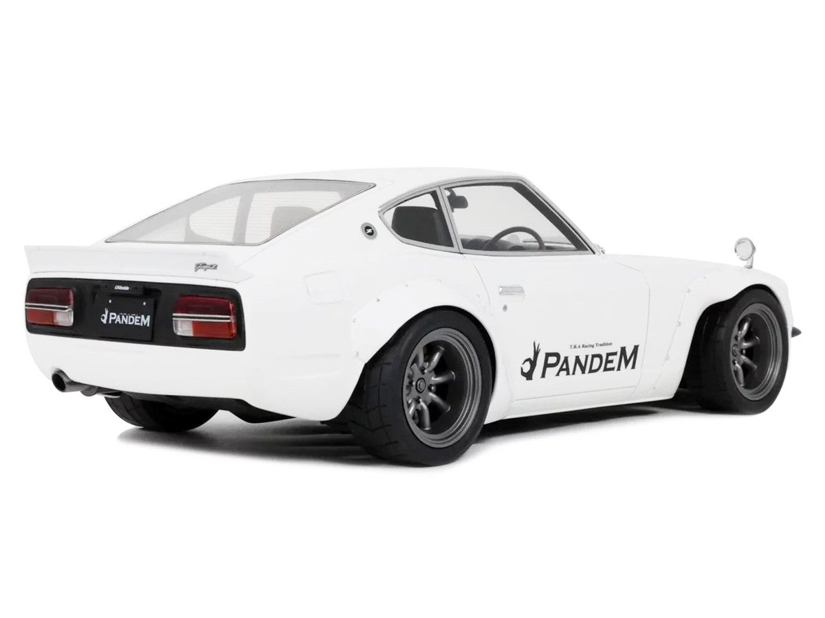 2015 Nissan PANDEM Fairlady Z RHD (Right Hand Drive) White Limited Edition to 2000 pieces Worldwide 1/18 Model Car by Otto Mobile