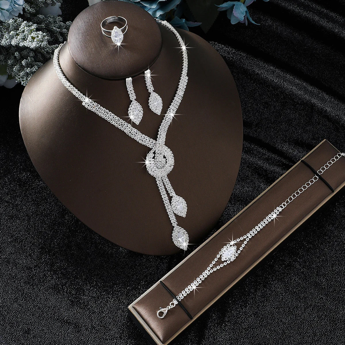Exquisite luxury nude diamond zirconia bridal wedding banquet lady's necklace and earrings jewelry set