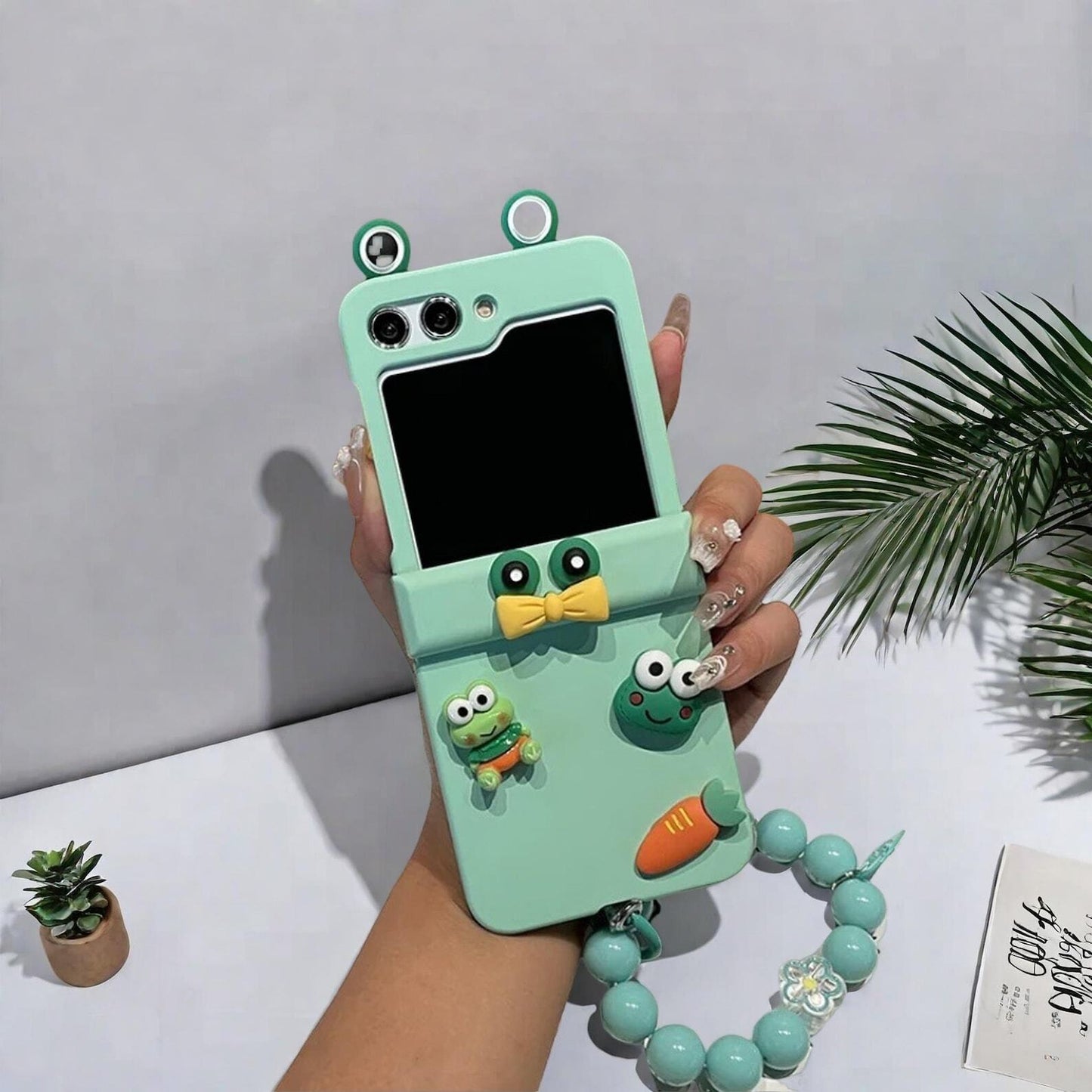 Cute Frog Bracelet Chain Case for Samsung Galaxy Z Flip 3 4 5 6 - Fun Hinge Protective Cover with Secure Grip for Flip6 Phones