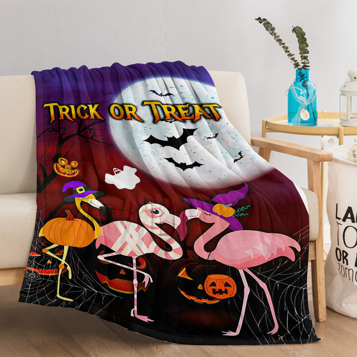 1pc Halloween-themed Pink Flamingo Print Flannel Blanket, Cozy And Warm For Home Use Bed, Sofa, Camping, And Multi-scenario Application Suitable For All Seasons
