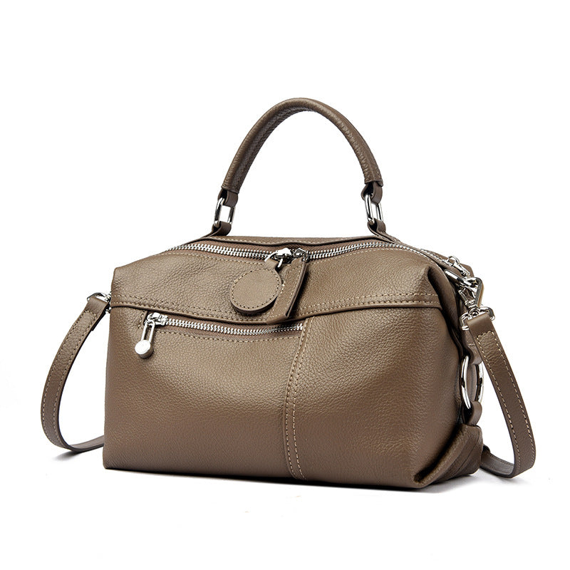 Womens Shoulder Bag Made From Premium Full-grain Cowhide For A Luxurious