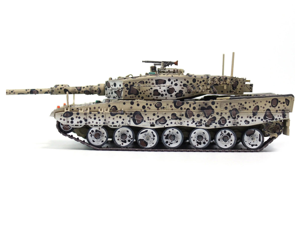 Leopard 2A4 Main Battle Tank "Jaguar Scheme" Austrian Army "Armor Premium" Series 1/72 Diecast Model by Panzerkampf