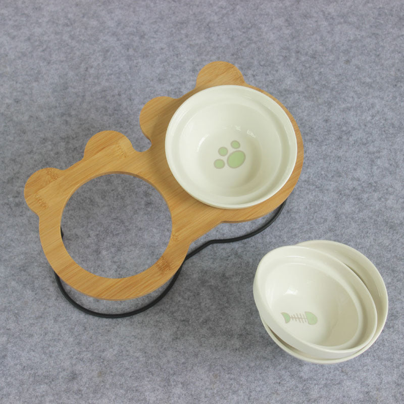 Slanted pet bowl with bamboo stand