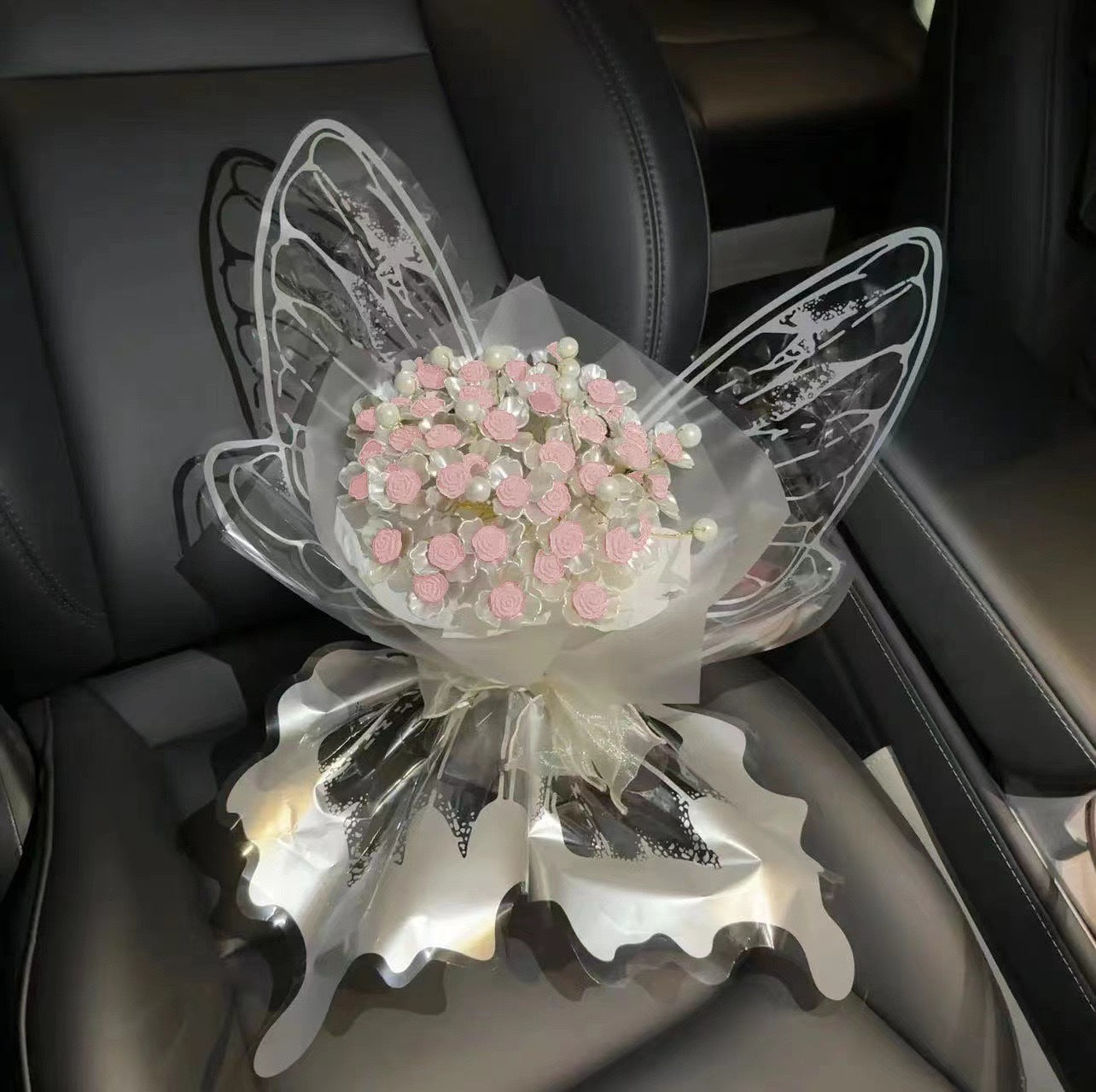 Dreamy Butterfly Rose Hand Bouquetperfect Rose Arrangement For Valentines Day Ideal As A Gift For Your Girlfriend Or Bestie