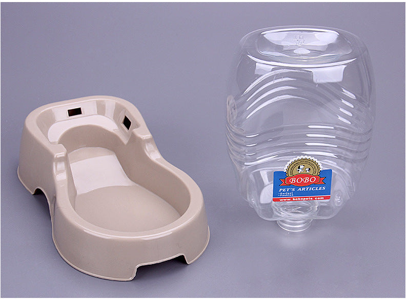Large-capacity Water Bowl Dog Seat Drinker