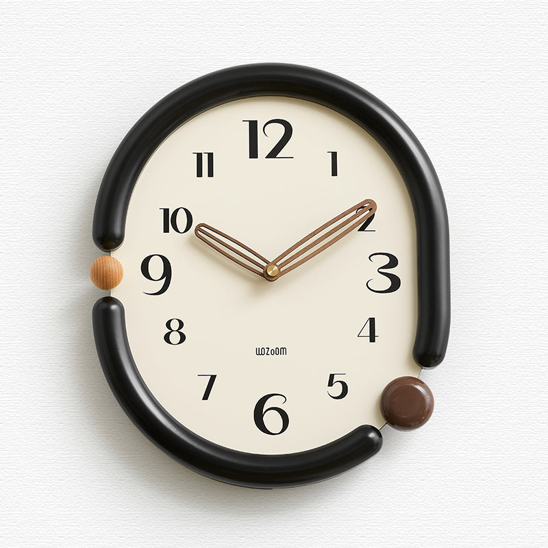 Creative Simple Living Room Punch-free Wall Clock