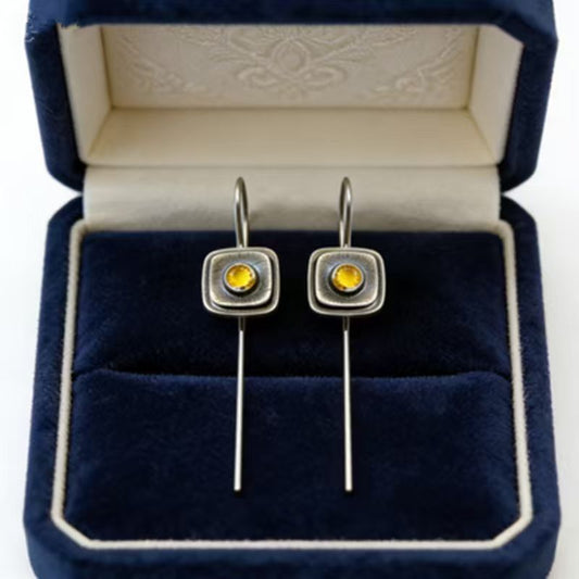 French-Style Vintage Geometric Square Distressed Pearl Earrings