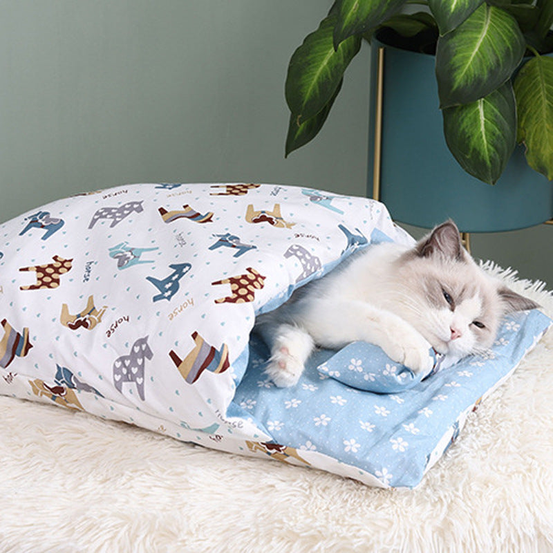 Winter Warm Cat Closed Removable And Washable Quilt