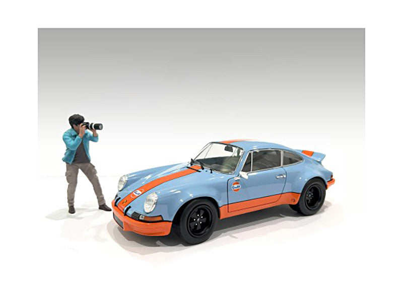 "Photographers" Figure #1 for 1/24 Scale Models by American Diorama