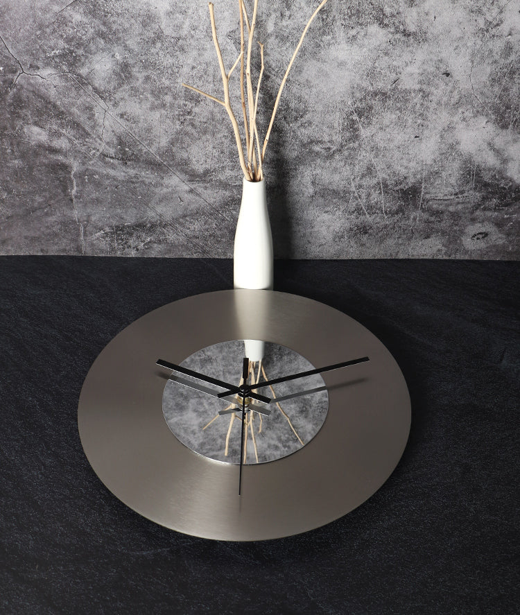 Creative Metal Wall Clock Silver