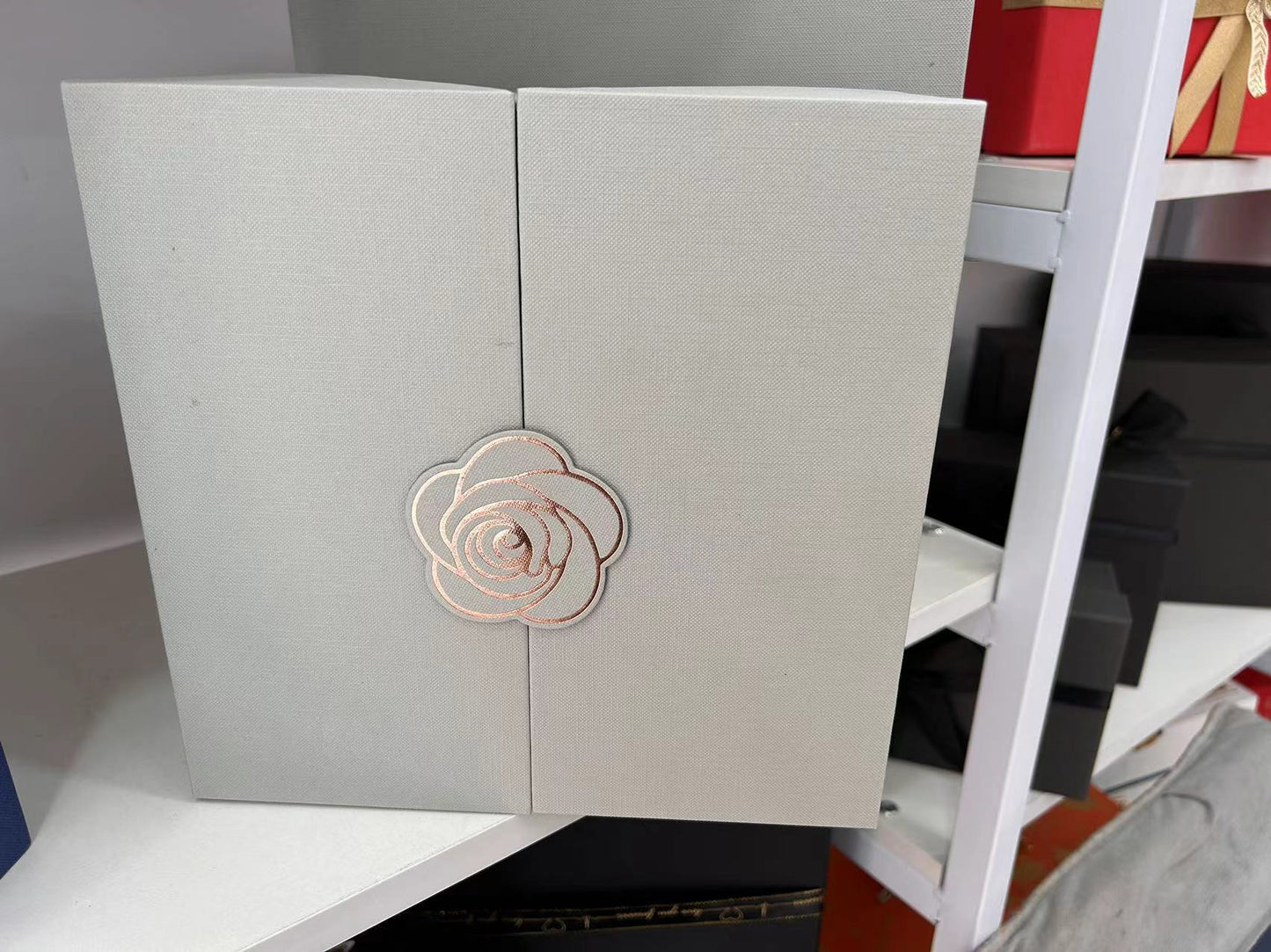 Luxury New Chinese Style Gift Box for Mother's Day