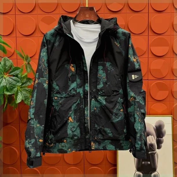 MCC HOMME Stylish 3D Printed Hooded Jacket for Men