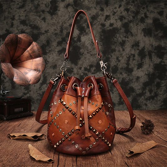 Vintage Rivet-Embellished Leather Bucket Bag - First Layer Cowhide Drawstring Purse in Mocha Plum (24x21x21cm)