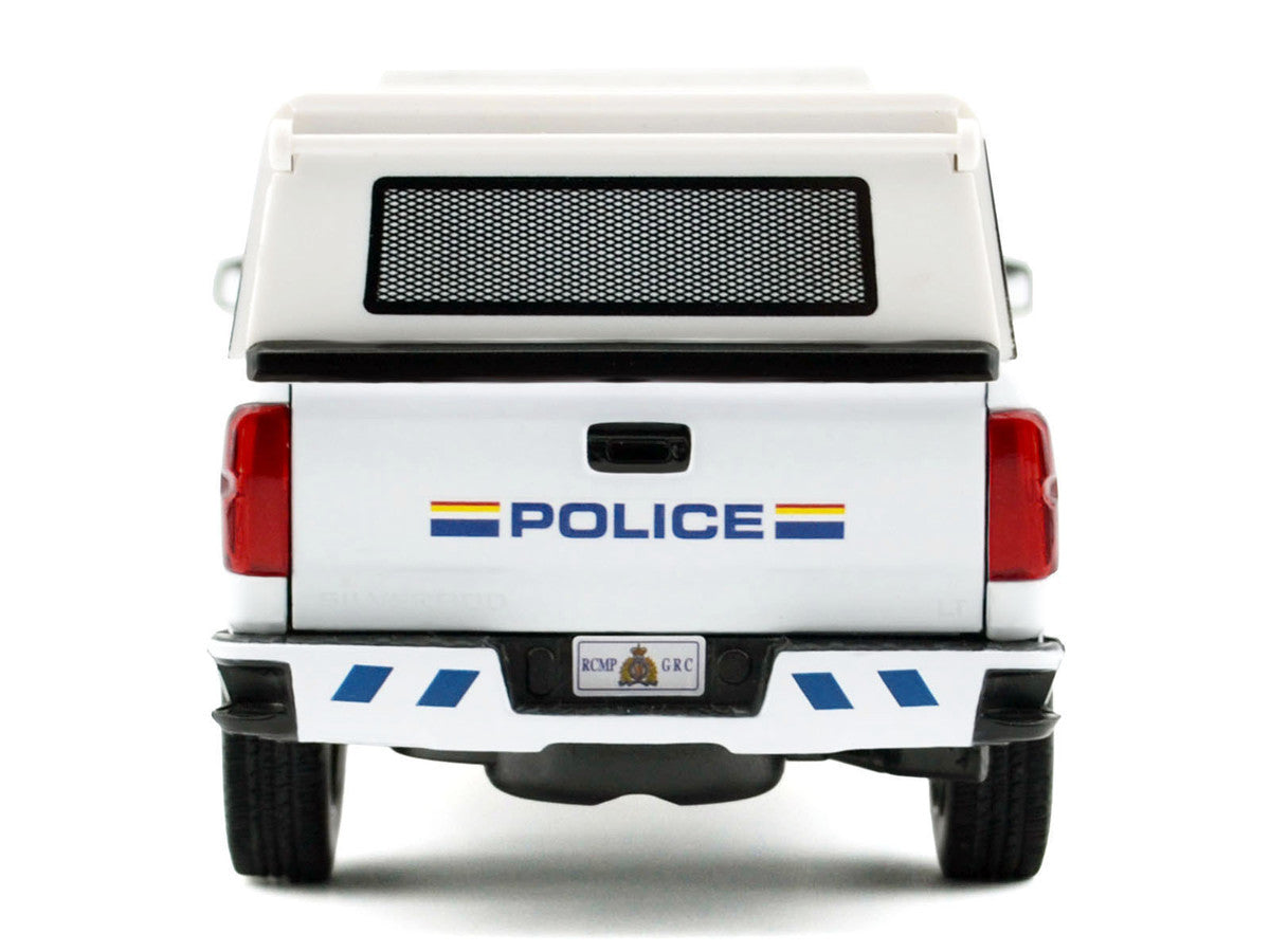 2017 Chevrolet Silverado 1500 LT Z71 Crew Cab Pickup Truck with Camper Box "Royal Canadian Mounted Police" White "Law Enforcement and Public Service" Series 1/27 Diecast Model Car by Motormax