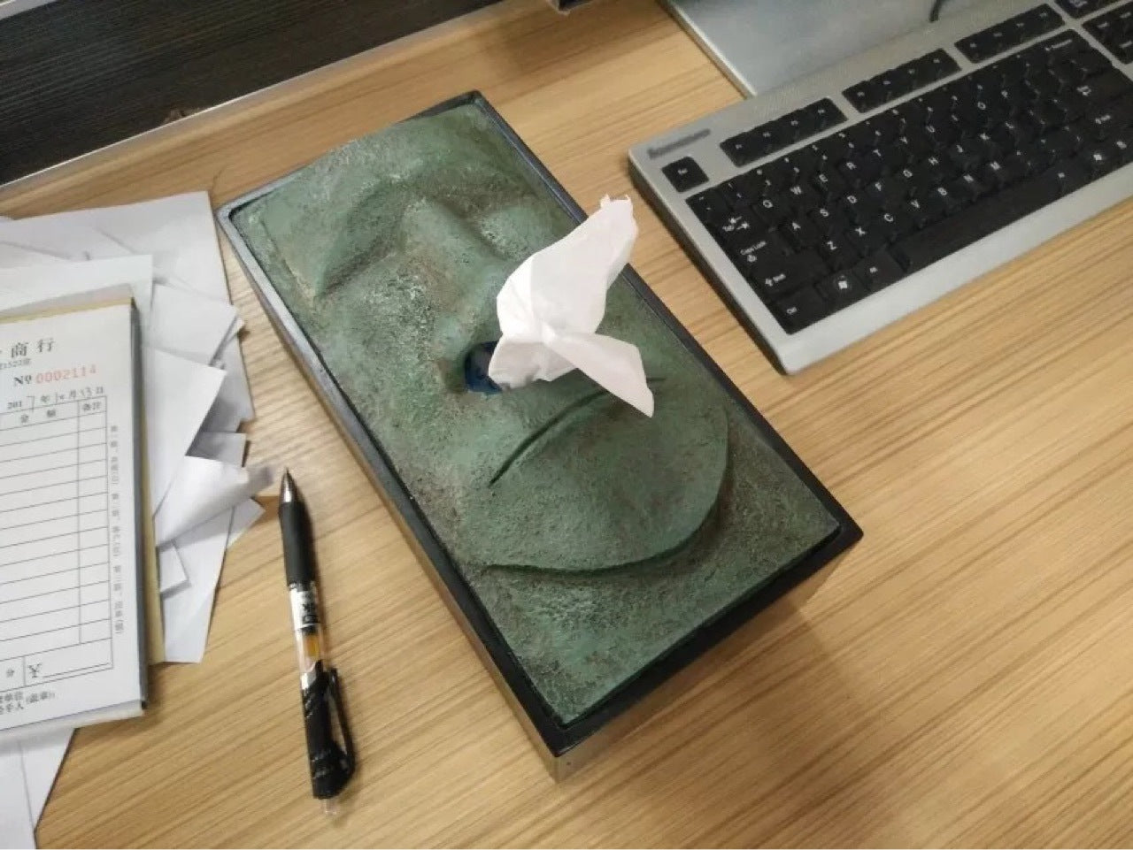 Easter Tissue Box Moai Tissue Pumping Monkey Tissue Box