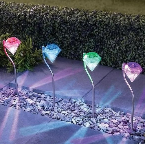 Diamond Lawn Solar Light
