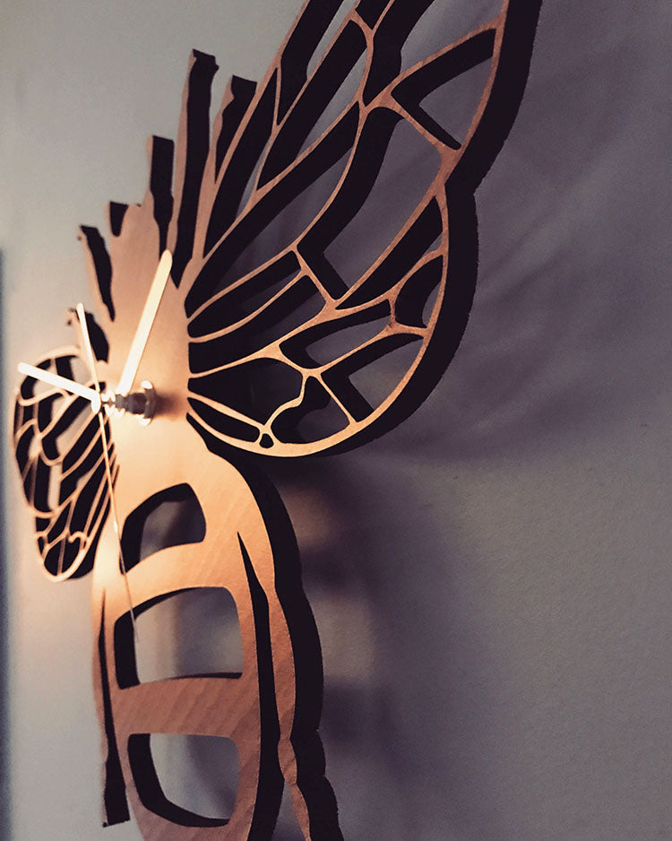 Fashion creative bamboo and wood bee wall clock