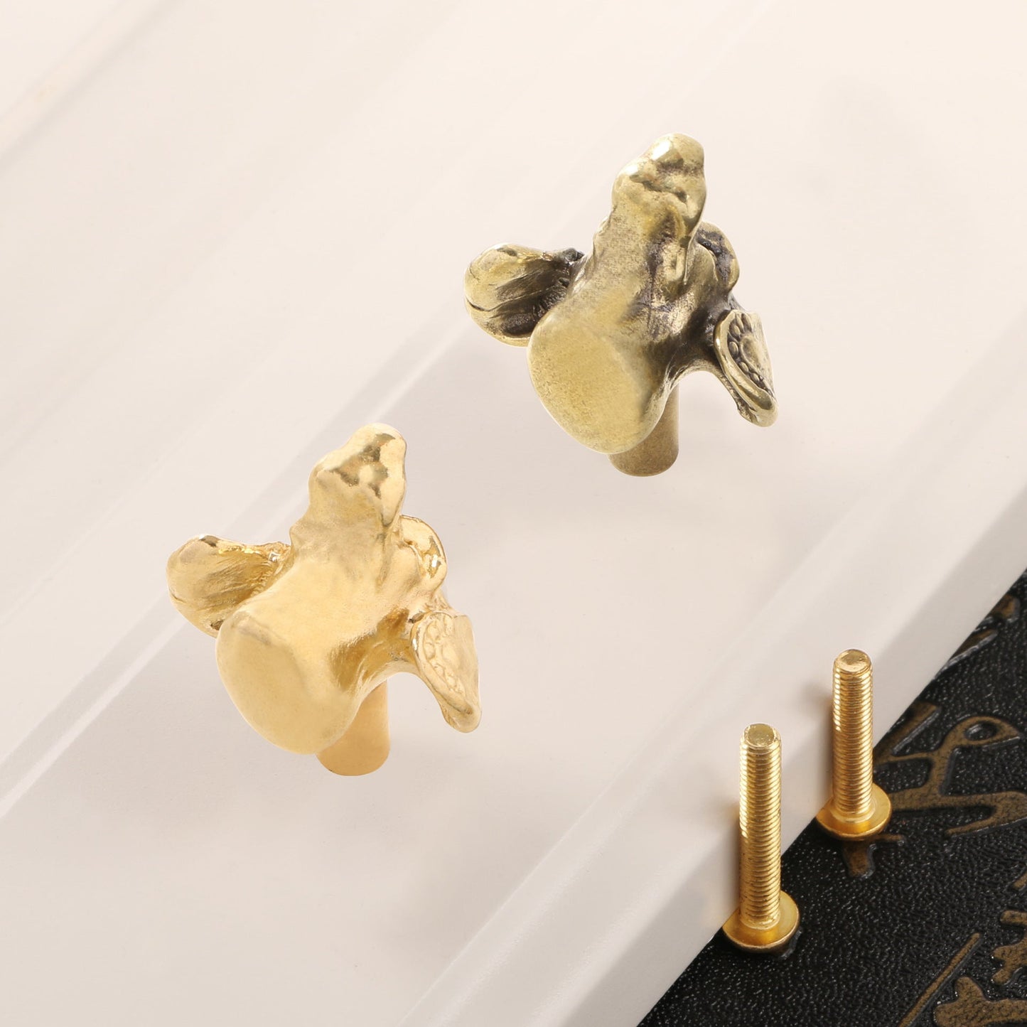 Solid Brass Doberman Dog Head Cabinet Knob Creative Animal Drawer Pull Handle For Kitchen Cupboard Furniture Hardware Decor