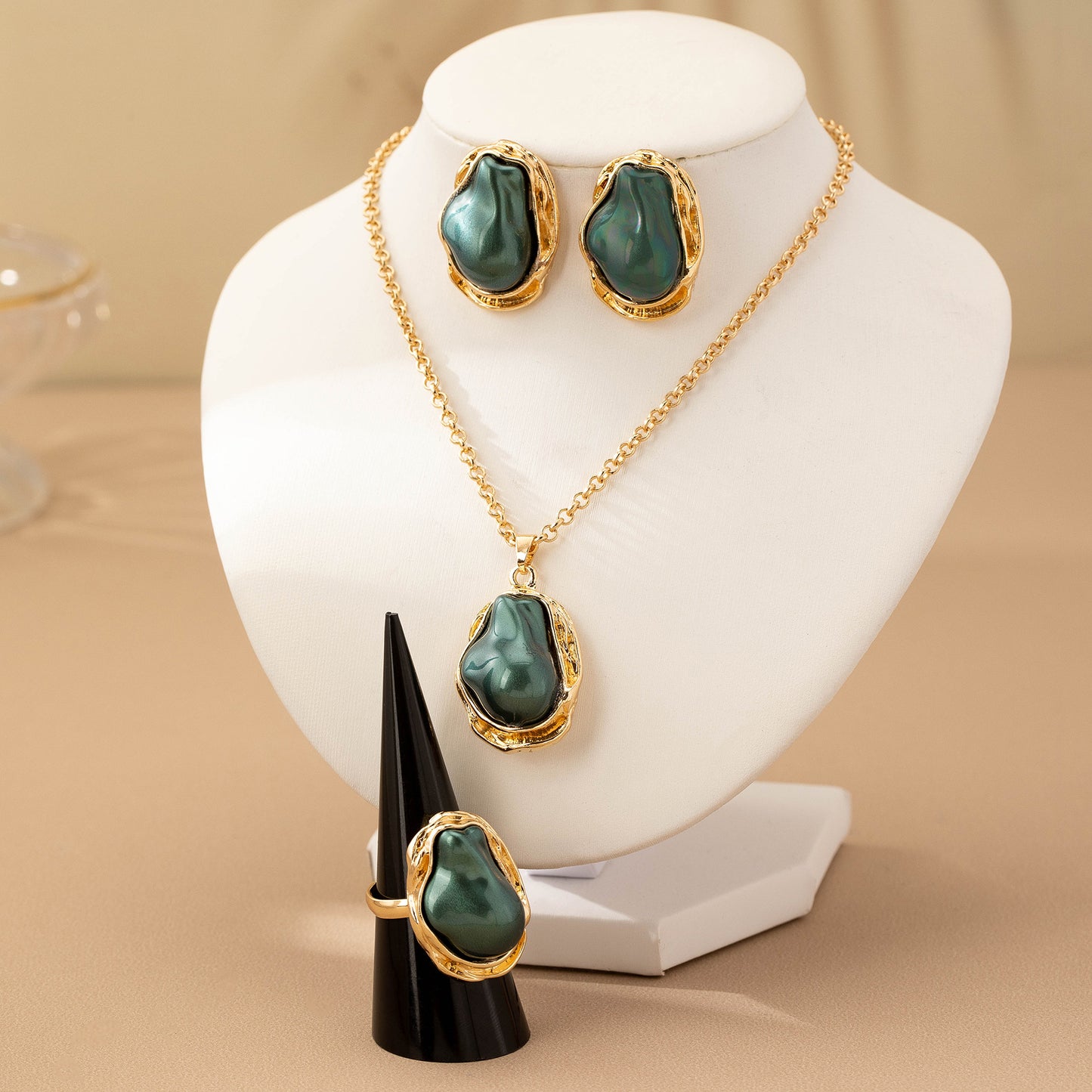 Retro Green Irregular Inlaid Imitation Pearl Necklace Ear Stud And Ring