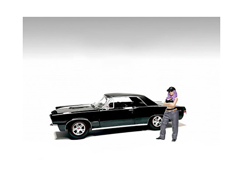 "Hanging Out 3" Figure #2 for 1/24 Scale Models by American Diorama