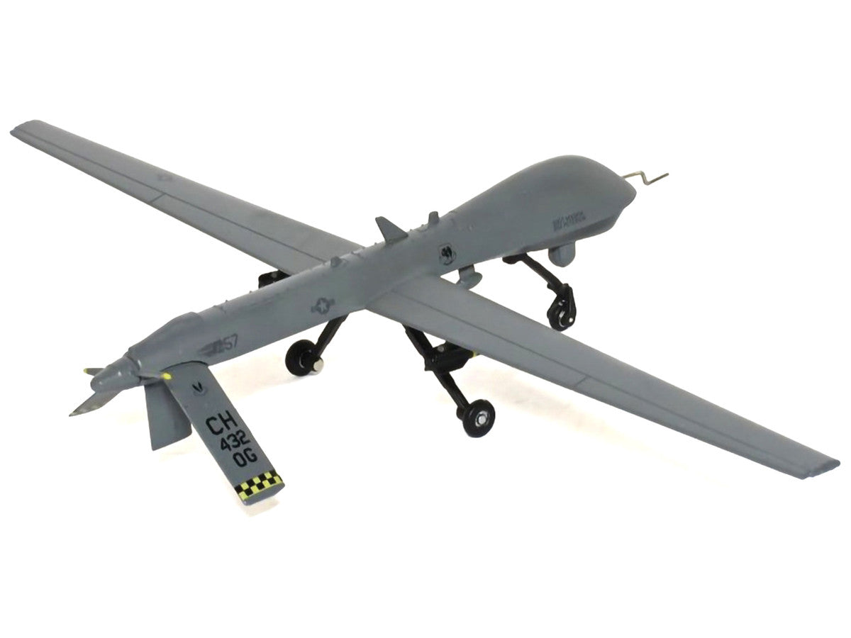 General Atomics MQ-1 Predator UAV Drone "United States Air Force" 1/72 Diecast Model by Air Force 1