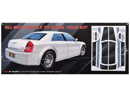 Skill 2 Model Kit 2005 Chrysler 300C 1/25 Scale Model by AMT