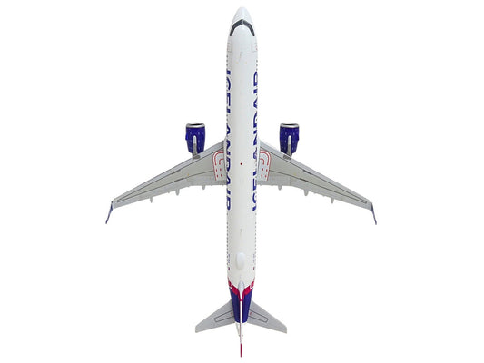 Airbus A321neo Commercial Aircraft "Icelandair" (TF-IAA) White with Blue and Pink Tail "Gemini 200" Series 1/200 Diecast Model by GeminiJets