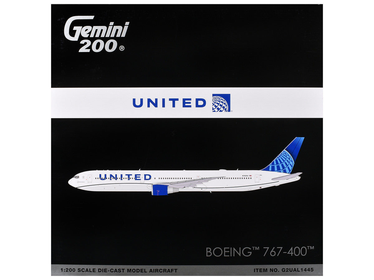 Boeing 767-400 Commercial Aircraft "United Airlines" (N76064) White with Blue Tail Graphics "Gemini 200" Series 1/200 Diecast Model Airplane by GeminiJets