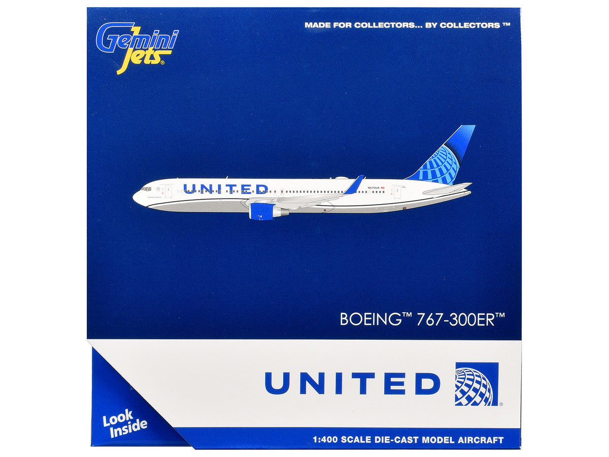 Boeing 767-300ER Commercial Aircraft "United Airlines" (N670UA) White with Blue Tail 1/400 Diecast Model Airplane by GeminiJets