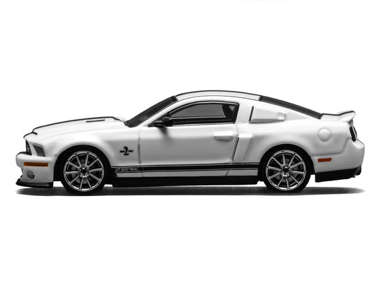 2007 Ford Mustang Shelby GT500 Super Snake Performance White with Matt Black Stripes 1/64 Diecast Model Car by MotorHelix & Greenlight