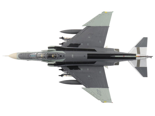 McDonnell Douglas F-4F Phantom II Fighter-Bomber Aircraft "AF72-257 20th Fighter Squadron 49th Fighter Wing Holloman AFB" (2002) United States Air Force "Air Power Series" 1/72 Diecast Model by Hobby Master
