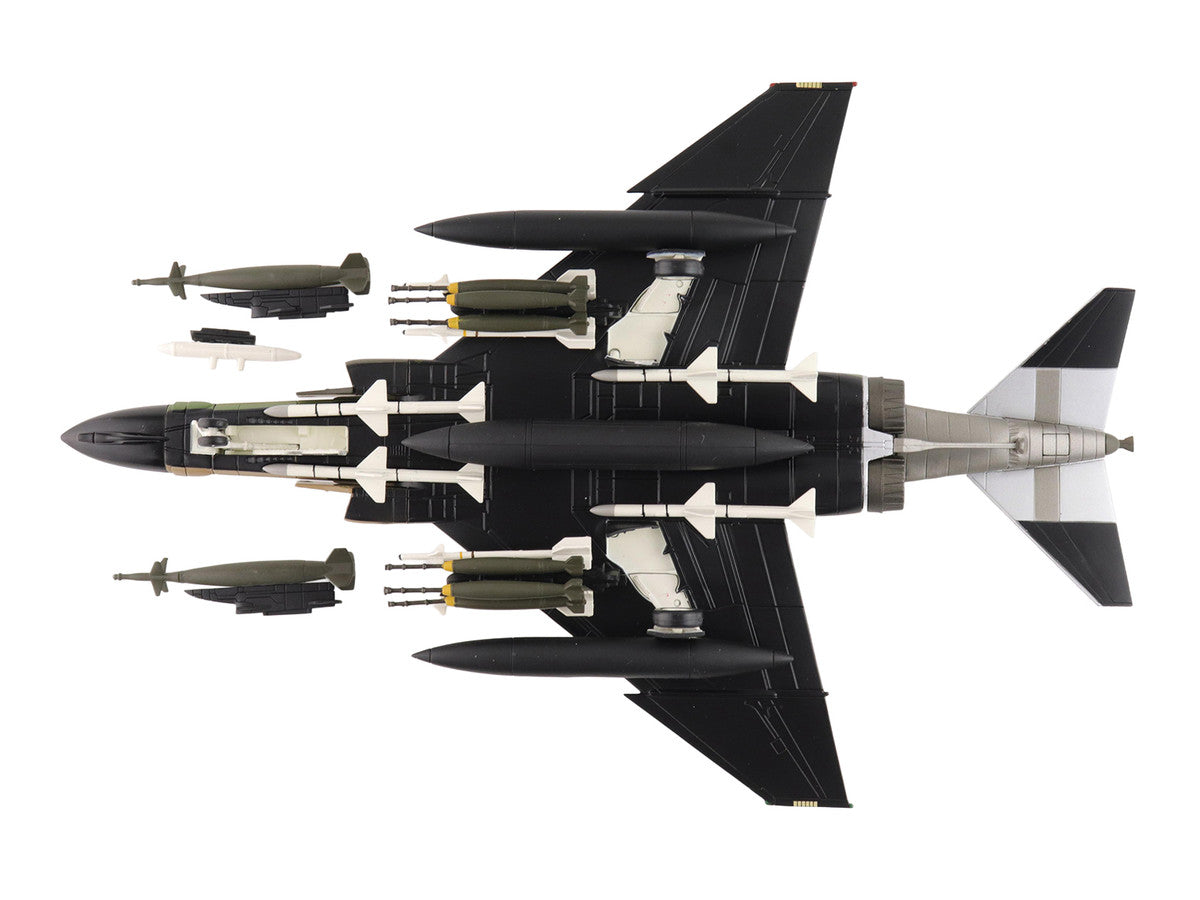 McDonnell Douglas F-4D Phantom II Fighter-Bomber Aircraft "66-8738 Night Owl 497th TFS Ubon RTAFB Thailand" (1972) United States Air Force "Air Power Series" 1/72 Diecast Model by Hobby Master