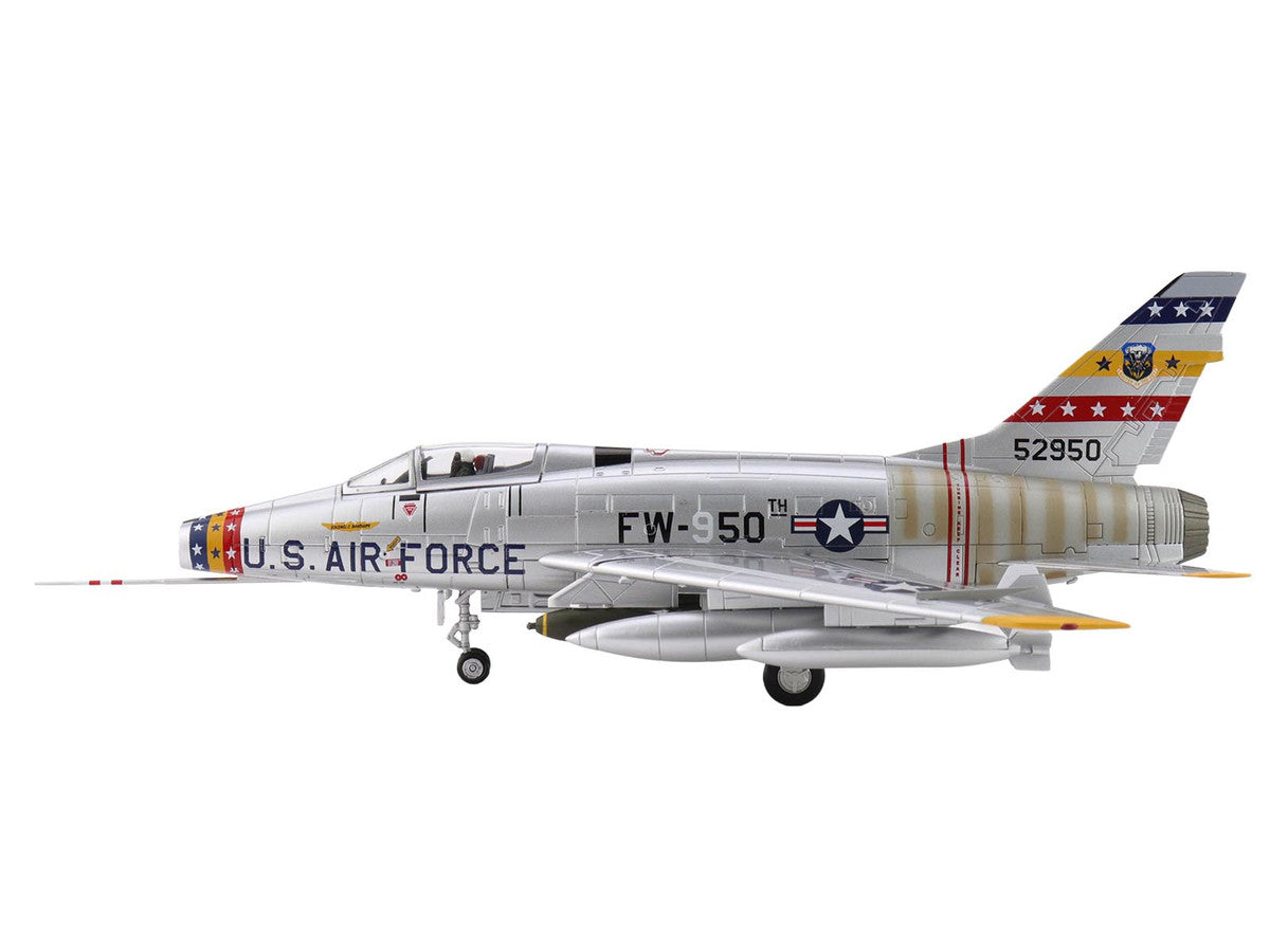 North American F-100D Super Sabre Fighter Aircraft "FW-871 81st TFS 50th TFW France" (1958) United States Air Force "Air Power Series" 1/72 Diecast Model by Hobby Master