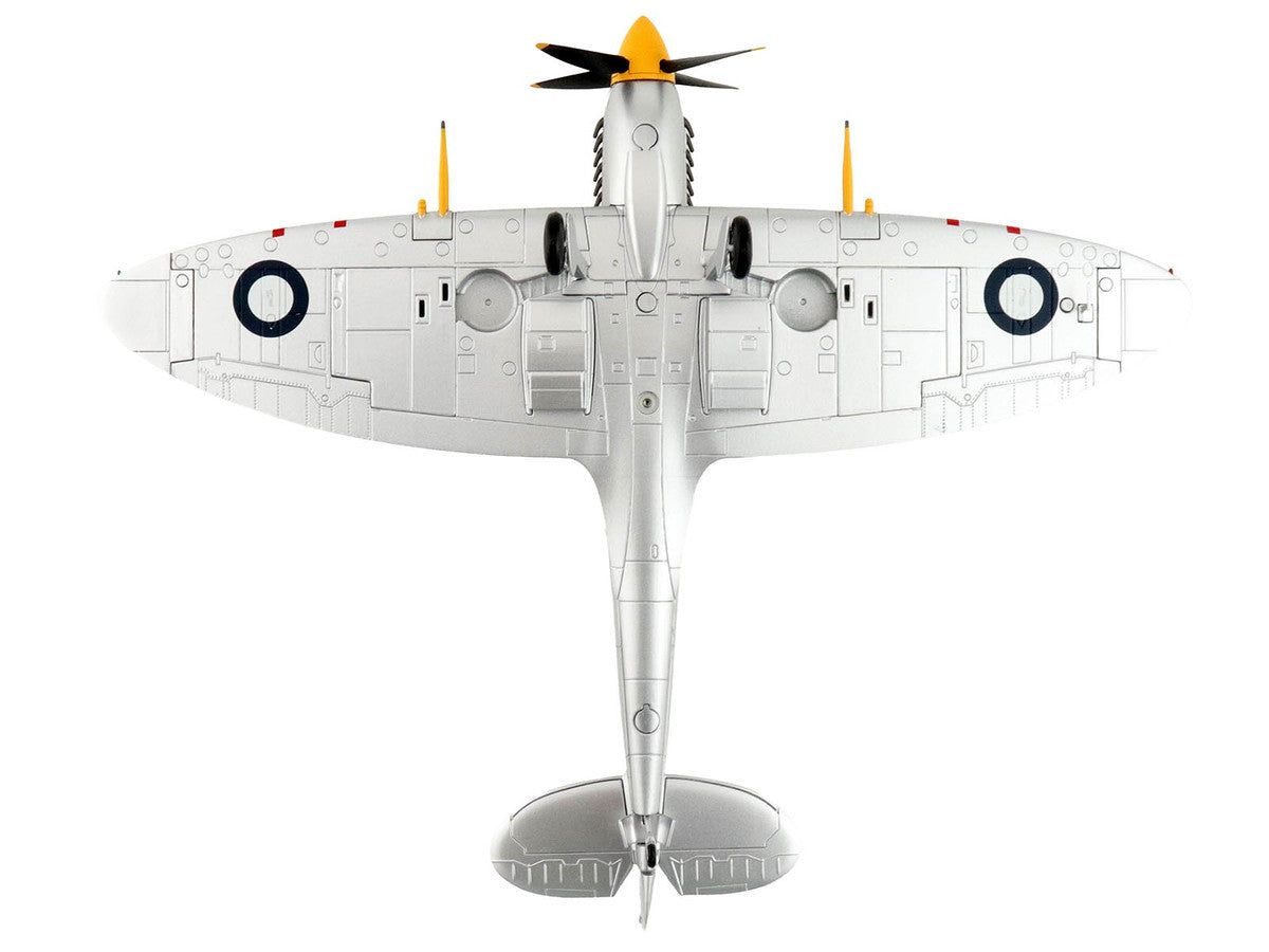 Supermarine Spitfire Mk VIII Fighter Aircraft "A53-379 Flight Lieutenant David Glaser No. 549 Squadron Strauss Airstrip" (1944) Royal Australian Air Force "Air Power Series" 1/48 Diecast Model by Hobby Master