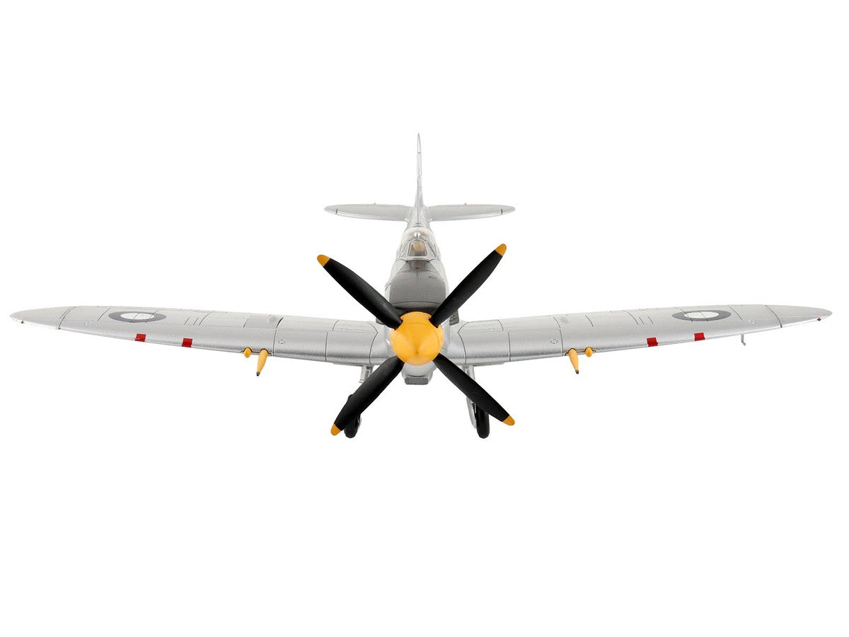 Supermarine Spitfire Mk VIII Fighter Aircraft "A53-379 Flight Lieutenant David Glaser No. 549 Squadron Strauss Airstrip" (1944) Royal Australian Air Force "Air Power Series" 1/48 Diecast Model by Hobby Master