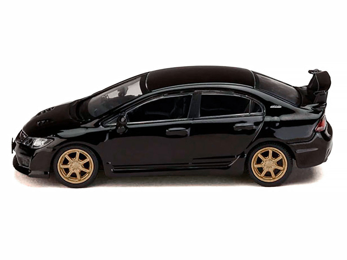 Honda Mugen Civic Type R (FD2) RHD (Right Hand Drive) Crystal Black Pearl with Gold Wheels "JDM64" Series 1/64 Diecast Model Car by Hobby Japan