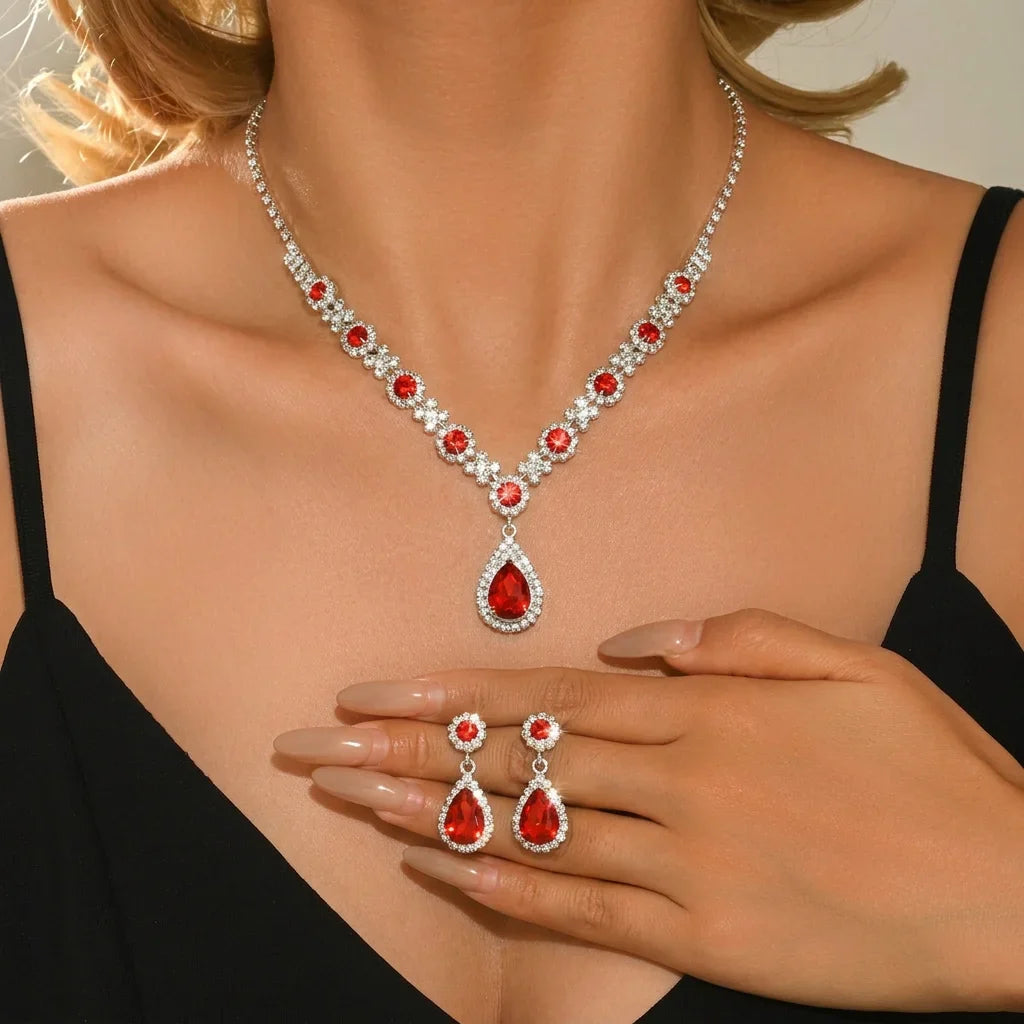 Simple and Atmospheric Water Droplet Necklace Earrings Two-Piece Set as a Surprise Birthday Gift for Girlfriend and Best Friend