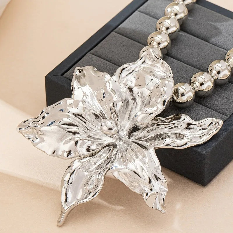1pc Boho Beaded Chain Metal Large Volume Flower Pendant Necklace for Women Daily Occasion Party Evening Wear