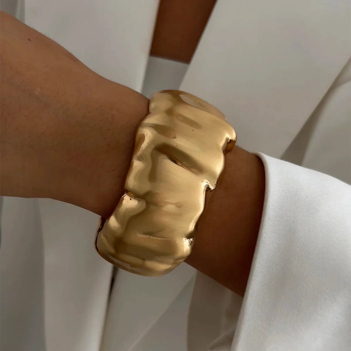 SHIXIN Design Geometric Water Drop Gold Color Wide Spring Bangles for Women Elegant Imitation Pearl Cuff Bracelets New Jewelry