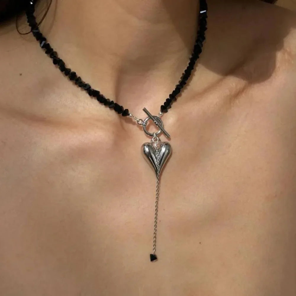 New Irregular Choker Vintage Tassels Zircon Heart Pendant Necklace For Women Female White Imitation Pearl Chain Valentine's Gift