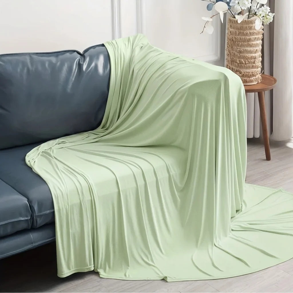 Summer Blanket Ice Silk Cooling Blanket Lightweight Breathable Air Condition Cooling Quilt Skin-friendly Duvet Comforter