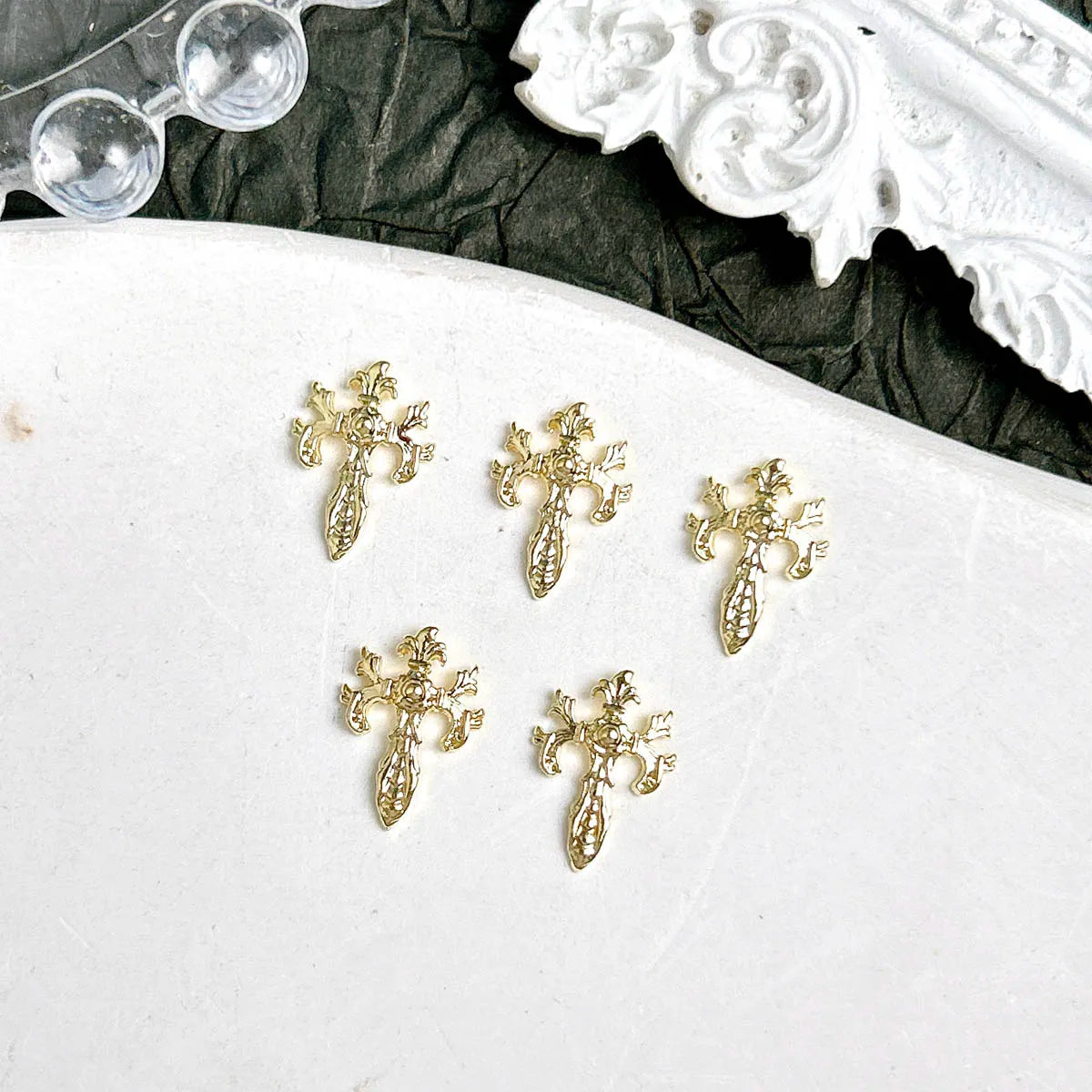 20PCS 3D Light Luxury Classic Cross Nail Charms Creative Exquisite Retro Alloy Cross Nail Art Decorations for DIY Cool Manicure