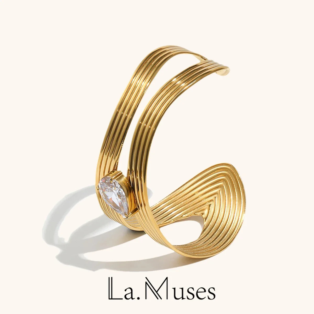 La. Muses Sparkling Zircon Stripe Asymmetric Stainless Steel Women's Bracelet PVD Gold Plated Fashion Jewelry Accessories