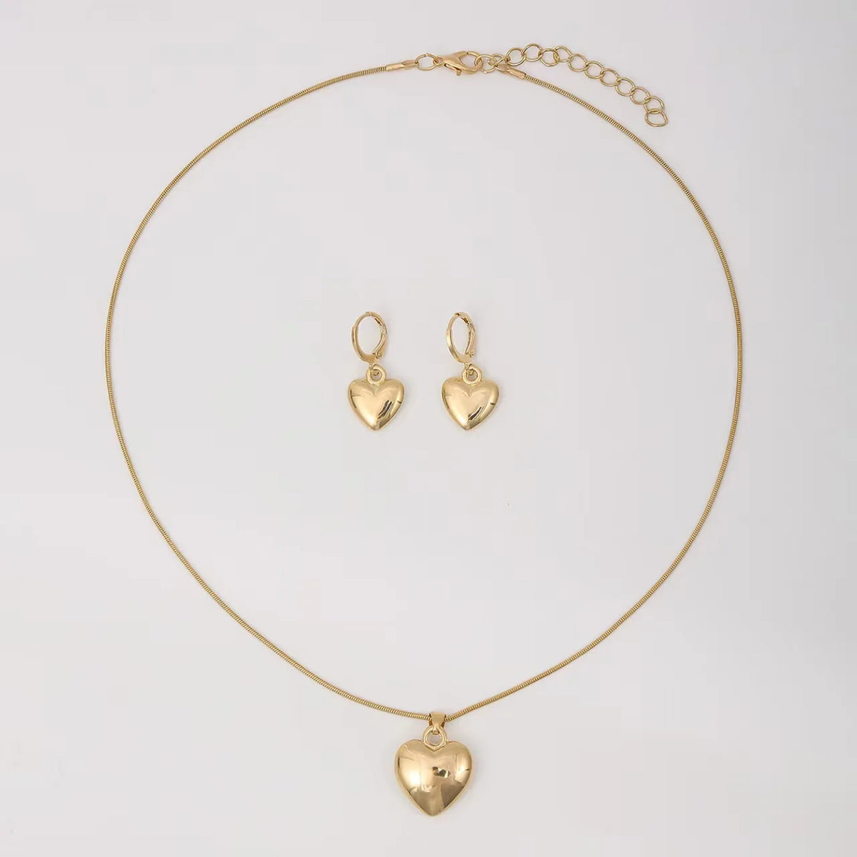 Two-piece heart-shaped necklace jewelry set - Heart pendant necklace and earring set, perfect for women's daily wear or parties.