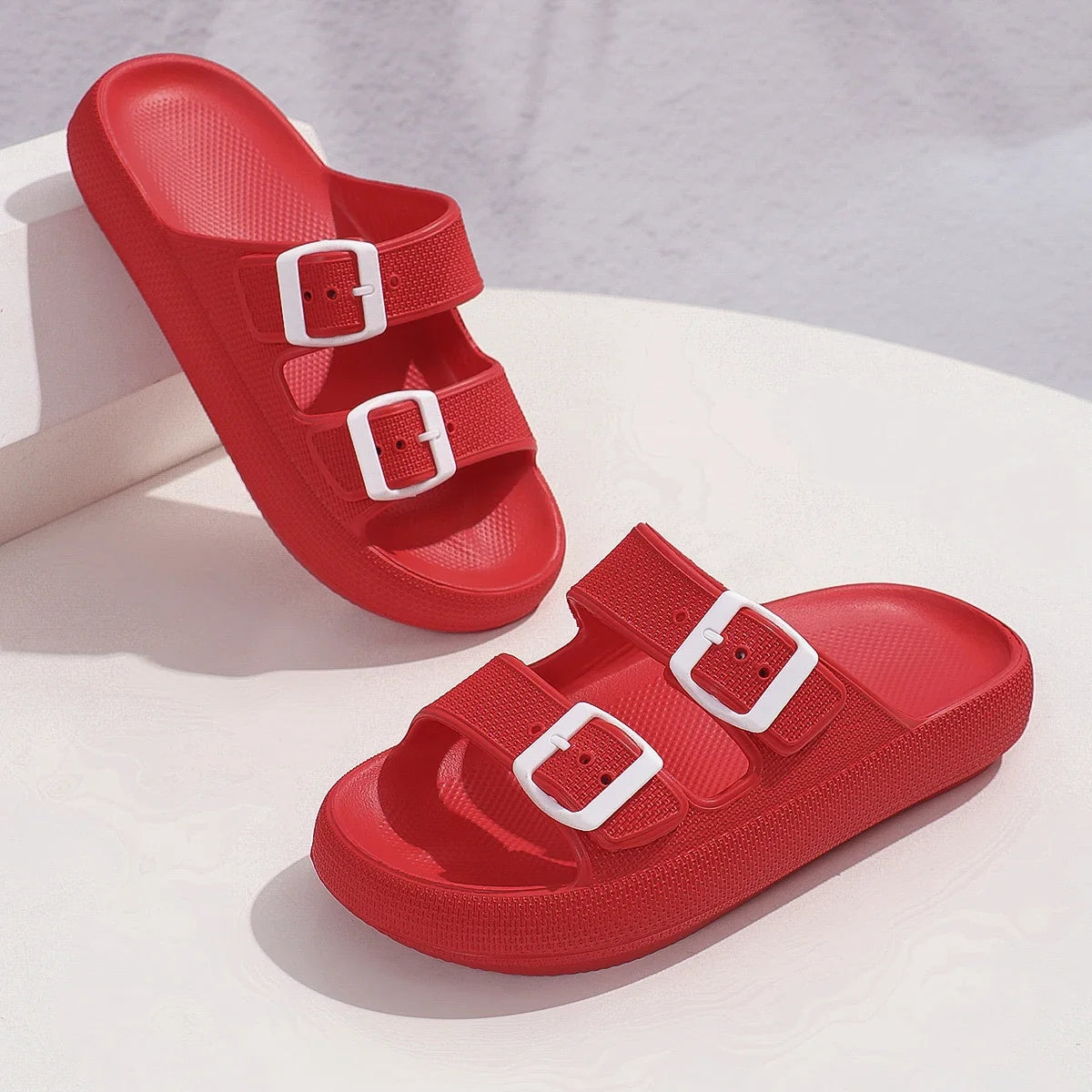 Women's Thick-Soled 4cm Platform Slippers Summer New Non-Slip Casual Beach Sandals Outdoor Indoor Comfortable Buckle slides