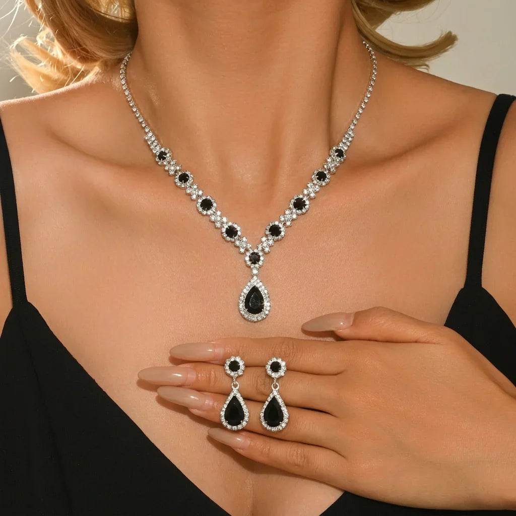 Simple and Atmospheric Water Droplet Necklace Earrings Two-Piece Set as a Surprise Birthday Gift for Girlfriend and Best Friend