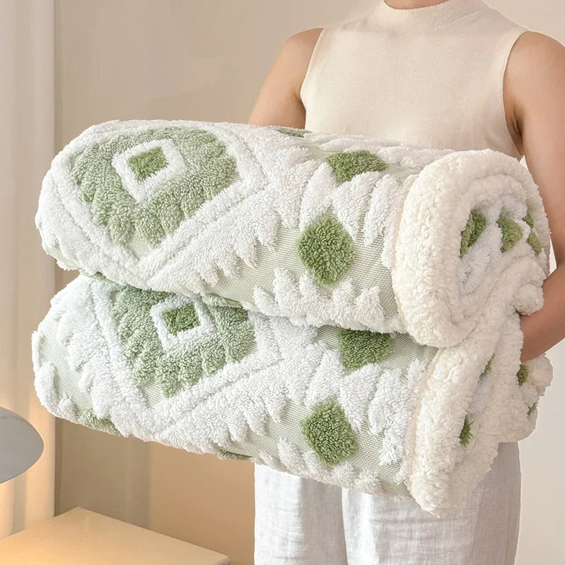 Geometric Patterned Jacquard Fleece Blanket Double Layer Thick Warm Taffeta Sofa Throw Blanket Spring Autumn Plush Bed Blanket
