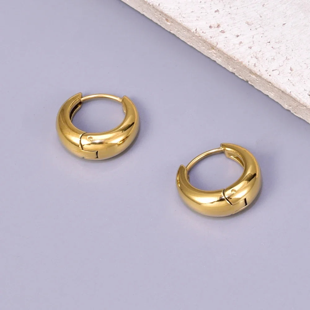 E137 European and American minimalist smooth geometric oval retro cool style earrings plated with 18K gold