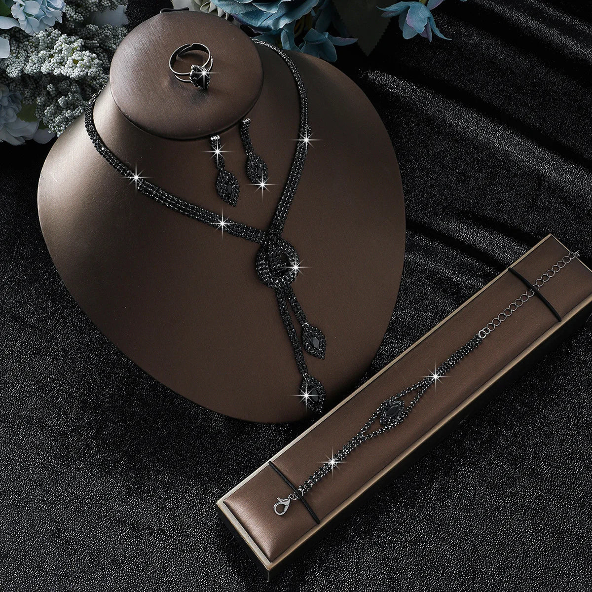 Exquisite luxury nude diamond zirconia bridal wedding banquet lady's necklace and earrings jewelry set
