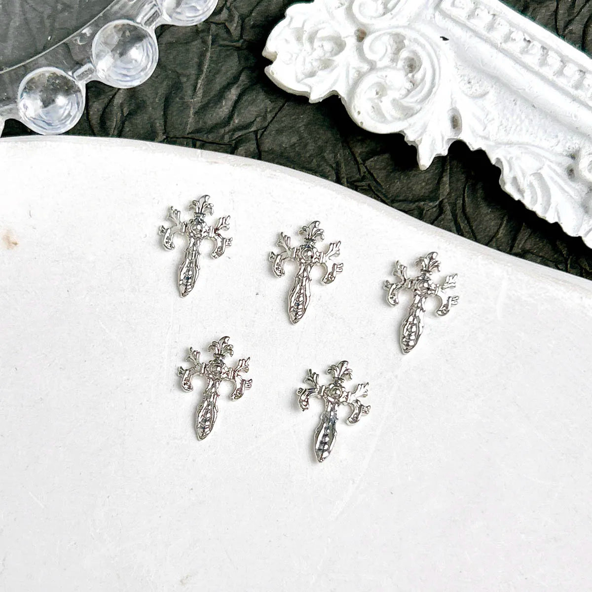 20PCS 3D Light Luxury Classic Cross Nail Charms Creative Exquisite Retro Alloy Cross Nail Art Decorations for DIY Cool Manicure
